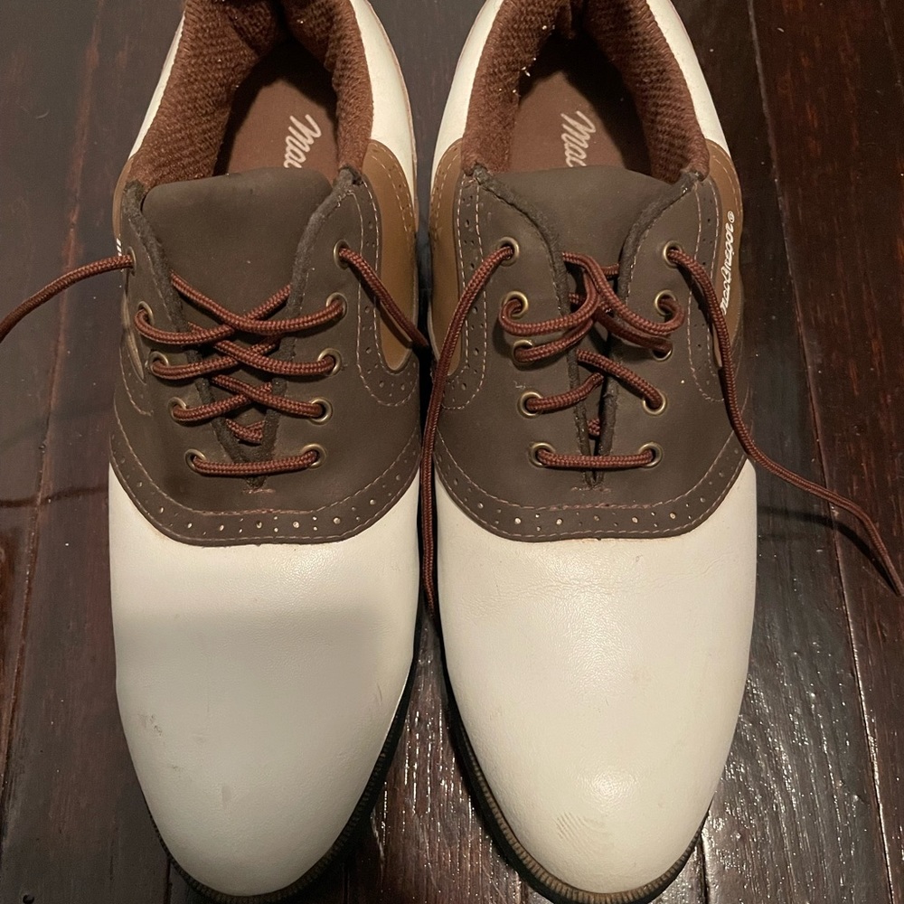 MacGregor Men’s size 10.5 White and Brown Golf Shoes